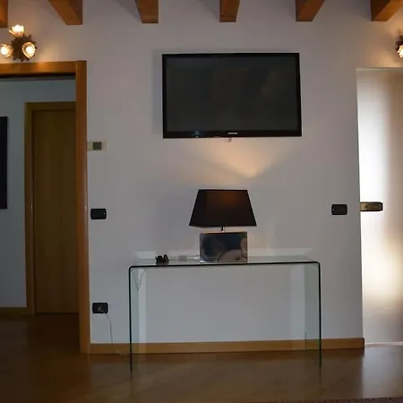 Violet House - Luminoso Ultimo Piano Con Box Apartamento Seriate